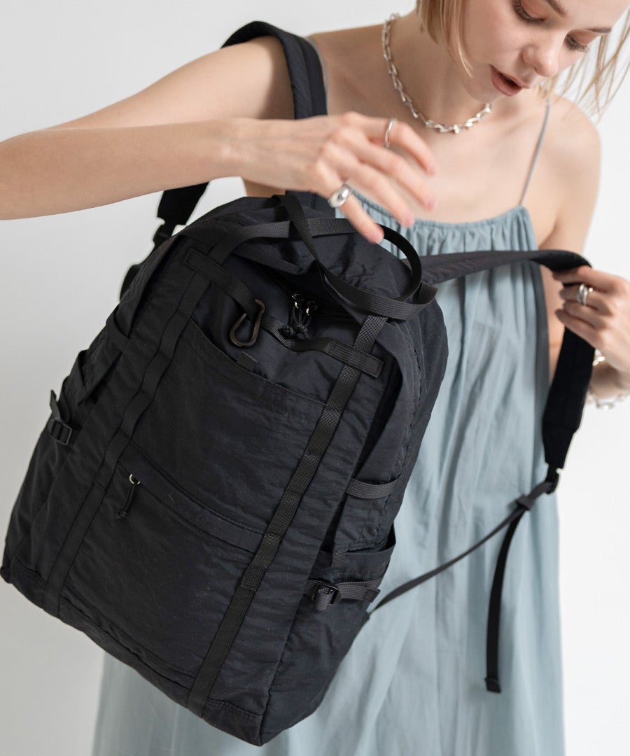 軽量 ナイロン リュック