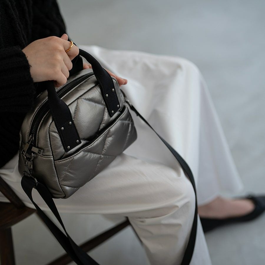 HAYNI ヘイニ ブラック キルティング ショルダーバッグ プチペレモ Peremopetit プチペレモ | HAYNI ( ヘイニ )《公式通販》