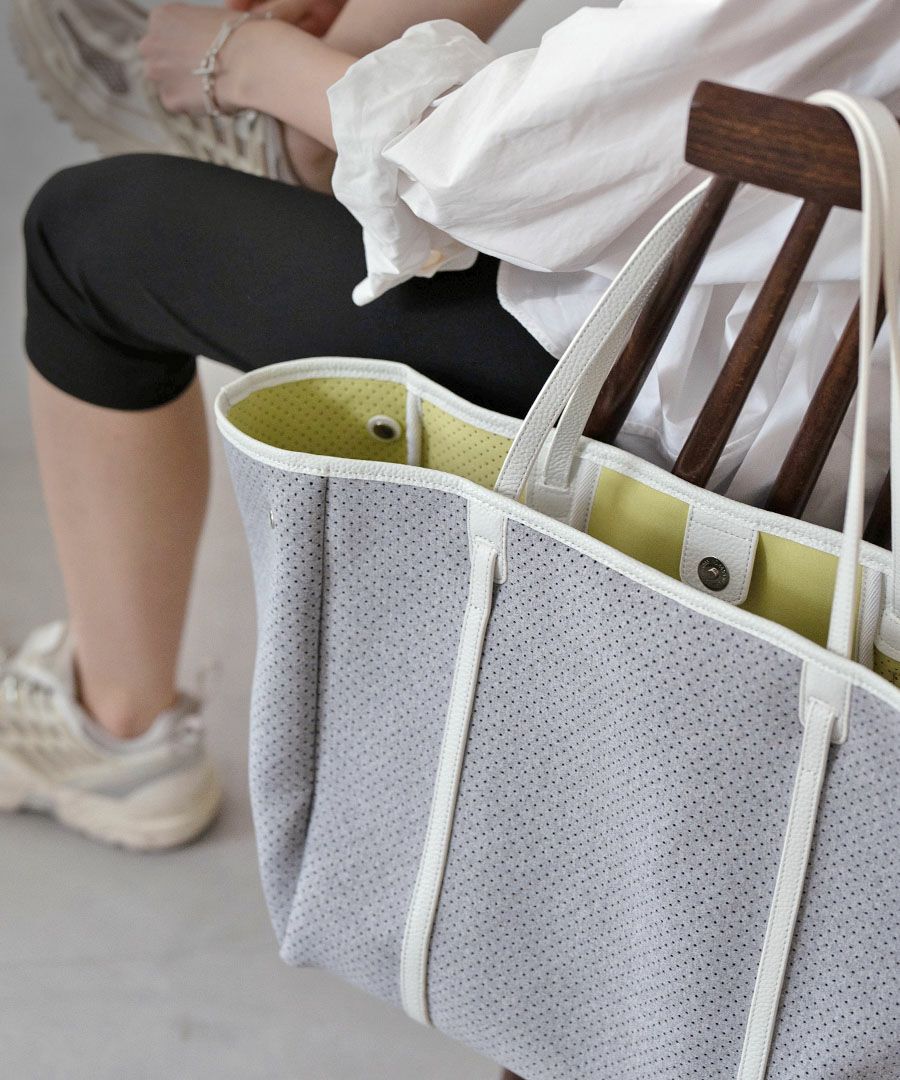 000000001041-01.jpg?size=l&w=