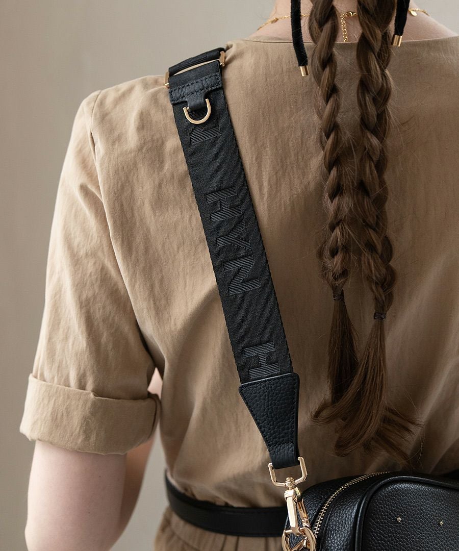 Hロゴ Hパンチング ショルダーバッグ ショルダーストラップ2本付き 最高級革 Logostrap HYN ロゴショルダーストラップ | HAYNI ( ヘイニ )《公式通販》