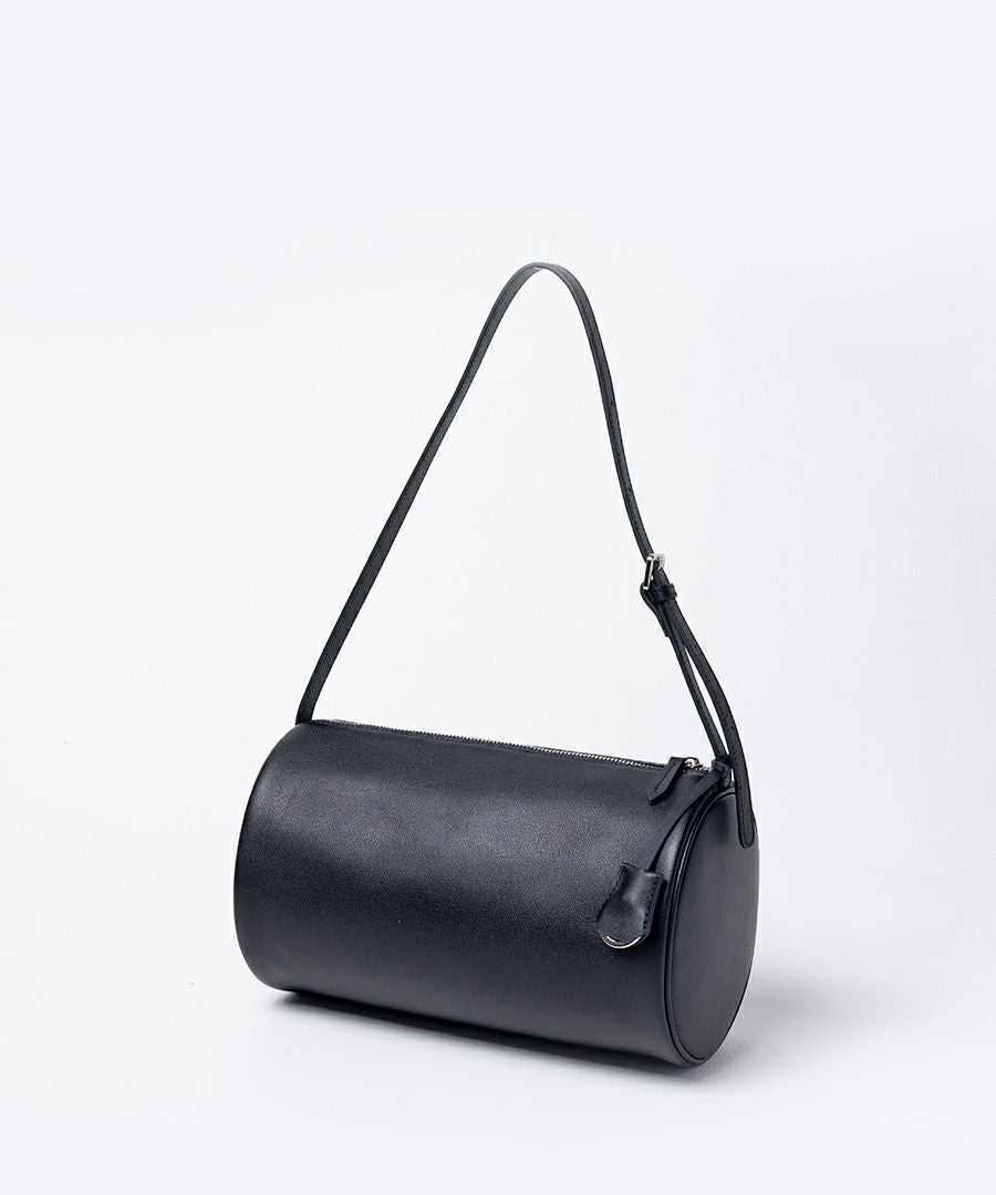 aoriさん&MAISON HAYNIコラボ Calmeanoir カルメノワール 本革 ショルダーバッグ