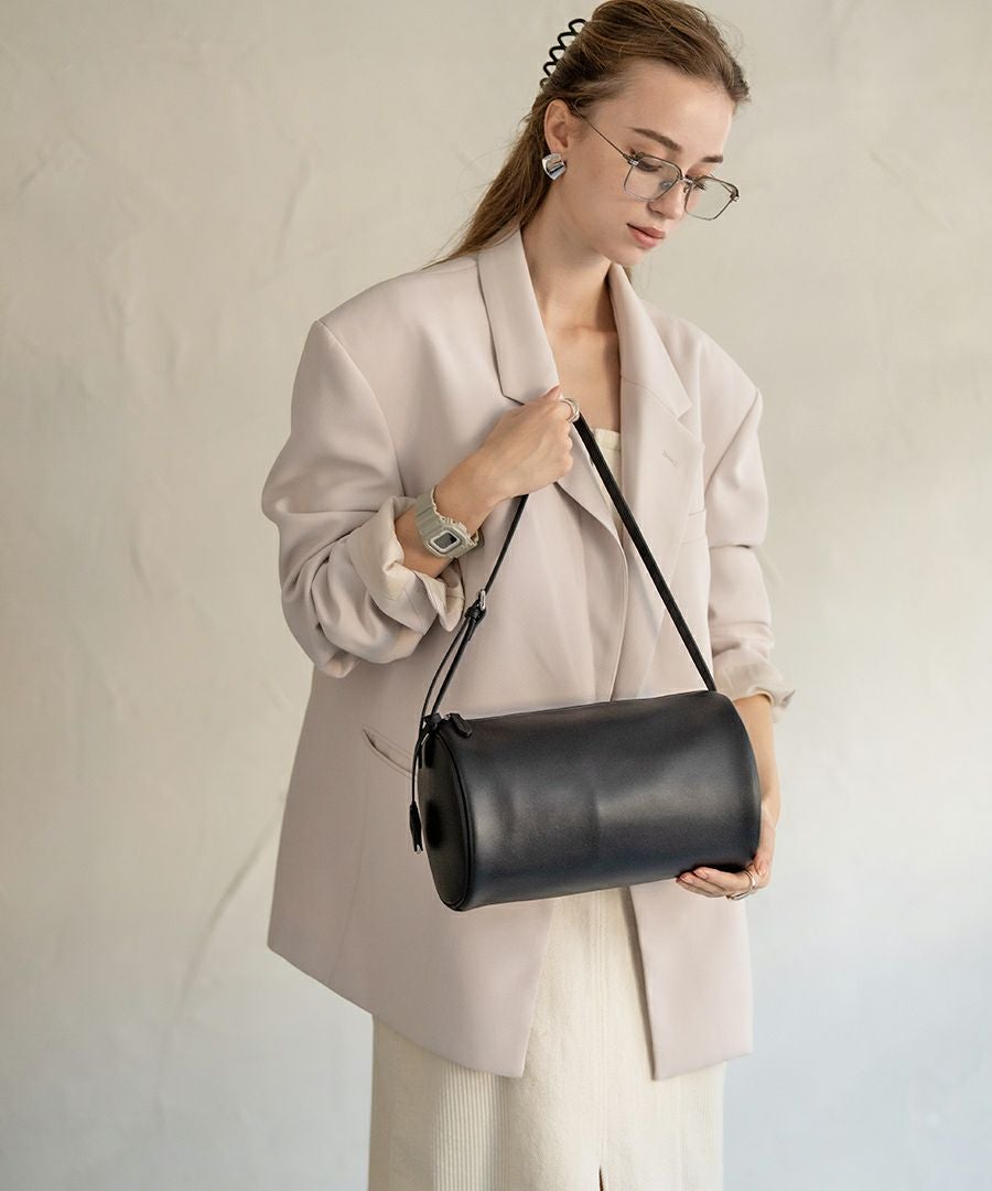 aoriさん&MAISON HAYNIコラボ Calmeanoir カルメノワール 本革 ショルダーバッグ