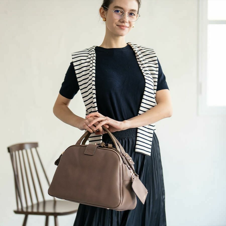 本革 2way サイズ・デザイン展開あり【第7世代・在庫限り】Loche ロシェ｜パスネ付属