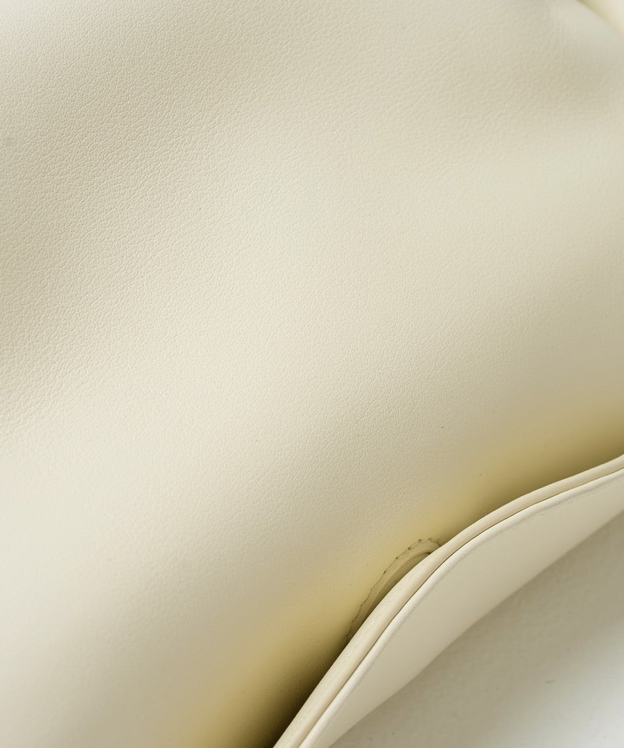 本革 ワンハンドルバッグ Artelle blanc アルテブラン｜MAISON HAYNI