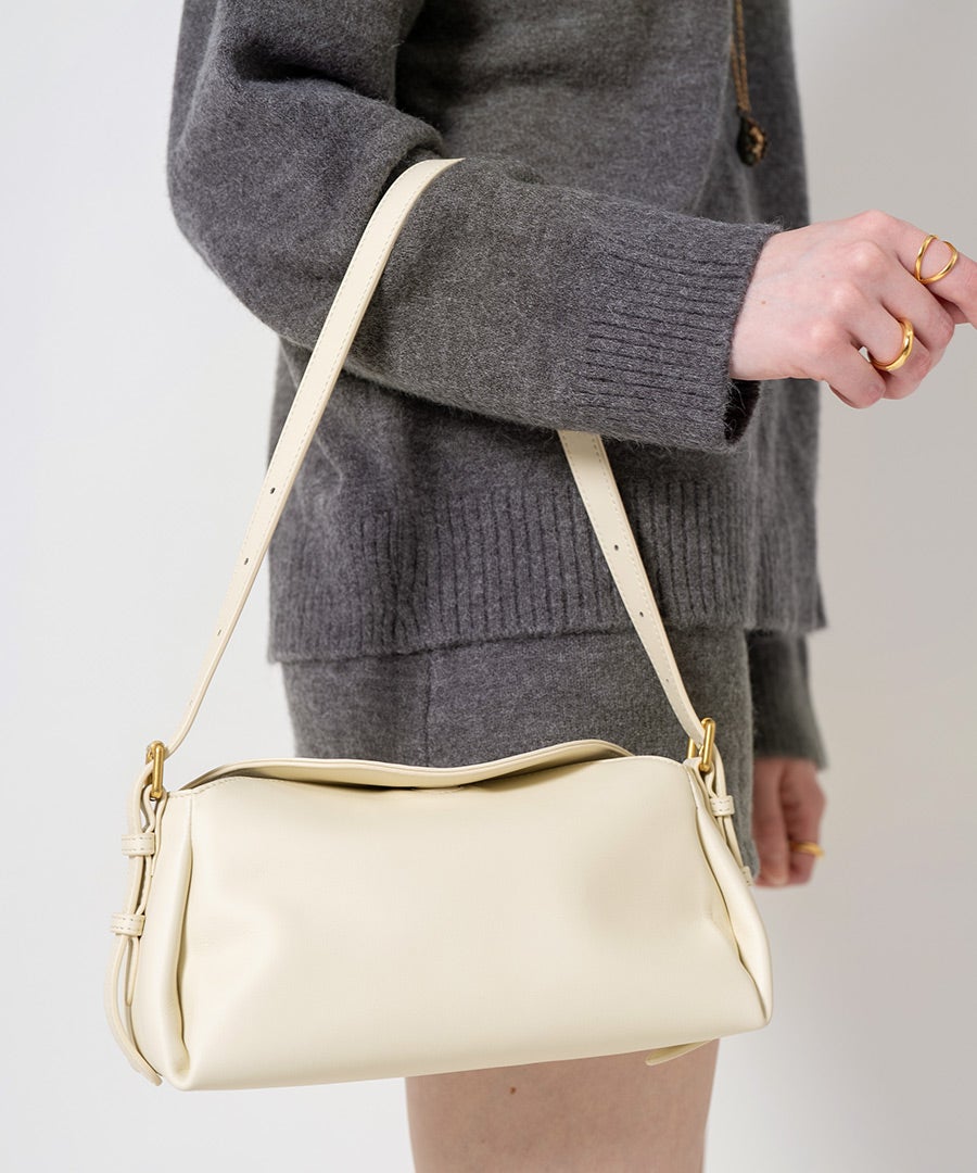 本革 ワンハンドルバッグ Artelle blanc アルテブラン｜MAISON HAYNI